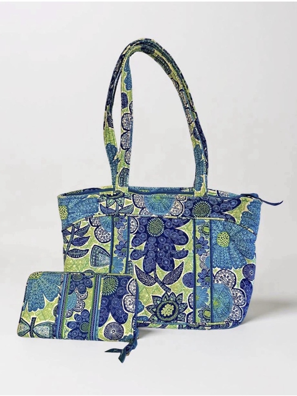 Vera Bradley Doodle Daisy Tote Bag & Zip Around Wallet Set Retired